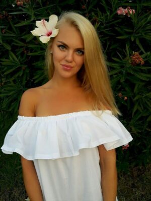 אלקה בחורה מטריפה