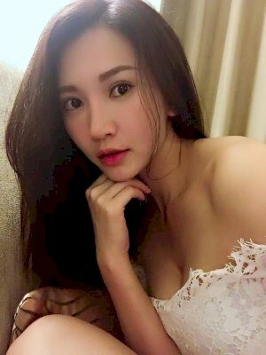 גולדי פצצת על