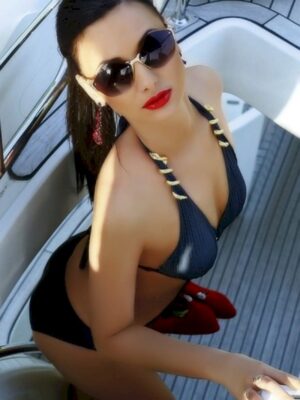 ליליה בחורה מטריפה