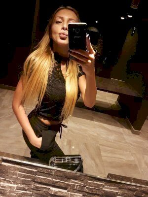 רעכיל סקסית