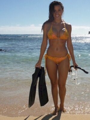 אביגיל בחורה משגעת