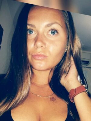 אלינה סקסית יפייפיה